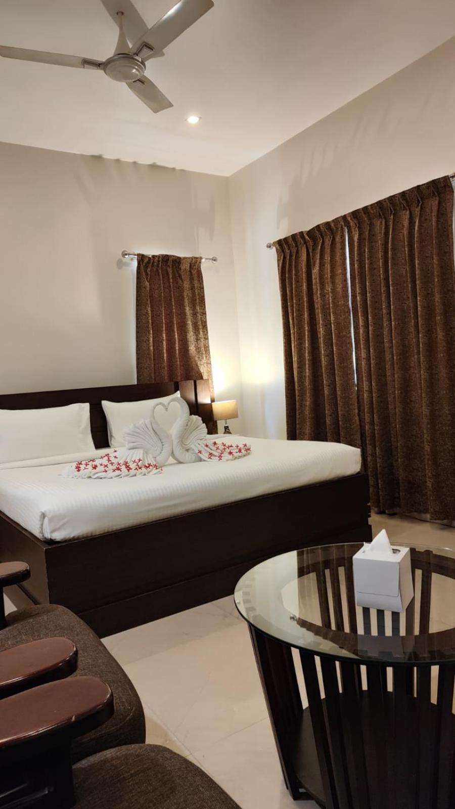 Aroma Ayur Heritage Mattanur Exterior photo